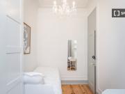 Quarto para alugar em apartamento de 6 quartos em Lisboa