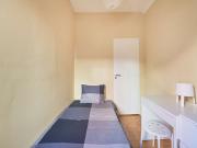 Quarto para alugar em apartamento de 6 quartos em Lisboa