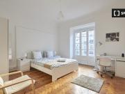 Quarto para alugar em apartamento de 6 quartos em Lisboa