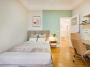 Quarto para alugar em apartamento de 6 quartos no...