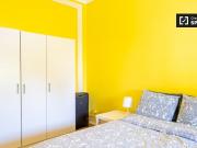 Quarto para alugar em apartamento de 6 quartos no...