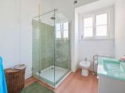 Quarto para alugar em apartamento de 6 quartos no...