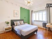 Quarto para alugar em apartamento de 6 quartos no...