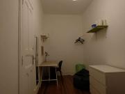 Quarto para alugar em apartamento de 7 quartos em...