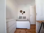 Quarto para alugar em apartamento de 7 quartos em Lisboa