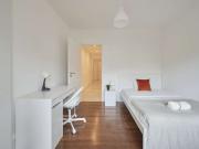 Quarto para alugar em apartamento de 7 quartos em Lisboa