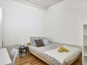 Quarto para alugar em apartamento de 7 quartos em Lisboa