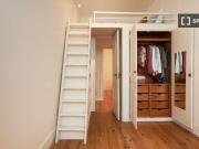 Quarto para alugar em apartamento de 7 quartos em Lisboa