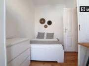Quarto para alugar em apartamento de 7 quartos em Lisboa