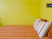 Quarto para alugar em apartamento de 8 quartos em Lisboa