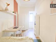 Quarto para alugar em apartamento partilhado de 9...