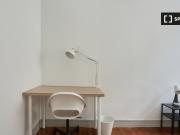 Quarto para alugar em apartamento T4 na Pena, Lisboa Quarto para alugar em apartamento T4 na Pena, Lisboa