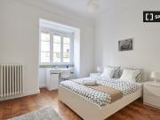 Quarto para alugar em uma residência em Santo António,...