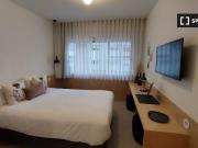 Quarto para alugar numa Guest House no Porto, Portugal
