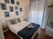 Quarto solteiro Santa Apolónia com varanda