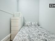 Quarto em apartamento partilhado para alugar em Lisboa