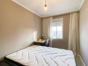 Quartos para alugar em apartamento de 3 quartos em...