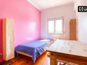Quartos para alugar em apartamento de 4 quartos em Lisboa