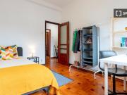 Quartos para alugar em apartamento T4 na Bela Vista, Porto