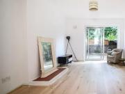 Queen Margaret's Grove, London, N1 4QA, United...