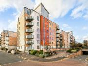 Queen Mary Avenue, South Woodford E18, 2 bed flat to...