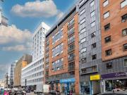 Queen Street, City Centre, 3 Bedroom Flat