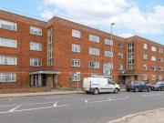 Queen Street, Hitchin, 3 Bedroom Apartment