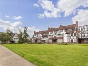 Queens Drive, London W3, 3 bed flat to rent, £2,396 pcm...