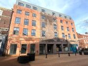 Queens Gardens, Newcastle Under Lyme ST5, 3 bed flat to...