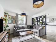 Queens House, Twickenham, 2 Bedroom Flat