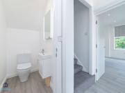 Queens Parade, London, N11 Two Bedroom Flat To Rent... Queens Parade, London, N11 Two Bedroom Flat To Rent...