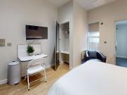 Queens Road, Clifton, Bristol BS8, Studio to rent,...