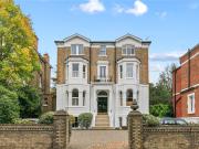 Queens Road, Richmond, TW10 Queens Road, Richmond, TW10