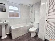 Queens Walk, Fletton, Peterborough, PE2
