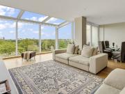 Queenstown Road, London SW11, 3 bed flat to rent, £7,583...