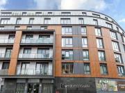 Queensway, Redhill, 2 Bedroom Apartment