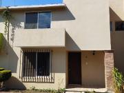 QUERÉTARO, CASA EN RENTA EN CONDOMINIO