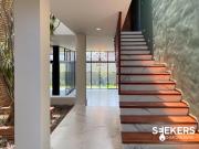 VIVIR EN ALTOZANO! ESTA CASA EN RENTA ESTA ESPECTCULAR!