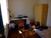 ¿Quieres vivir en una casa céntrica con patio grande?