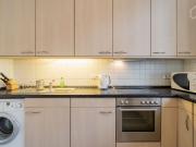 Quiet 2 rooms apartment with balcony in very central...