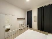 Quiet apartment close to the city center border...