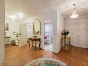 Quiet apartment located in Neu Westend, Berlin Amsterdam...