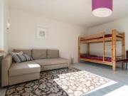 Quiet, bright apartment in the heart of town, Koln...