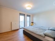 Quiet, bright apartment in Wilmersdorf with parking...