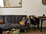 Quiet central chic near underground full equipment... Quiet central chic near underground full equipment...