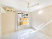 QUIET COMFORT IN DURACK!