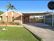 QUIET COURT LOCATION WITH BUNGALOW/WORKSHOP QUIET COURT LOCATION WITH BUNGALOW/WORKSHOP