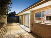 Quiet Cul de Sac Living in the Heart of Coffs Harbour