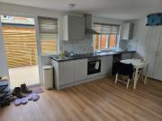 Quiet garden cottage