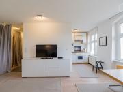 Quiet loft apartment with green view in the heart of...